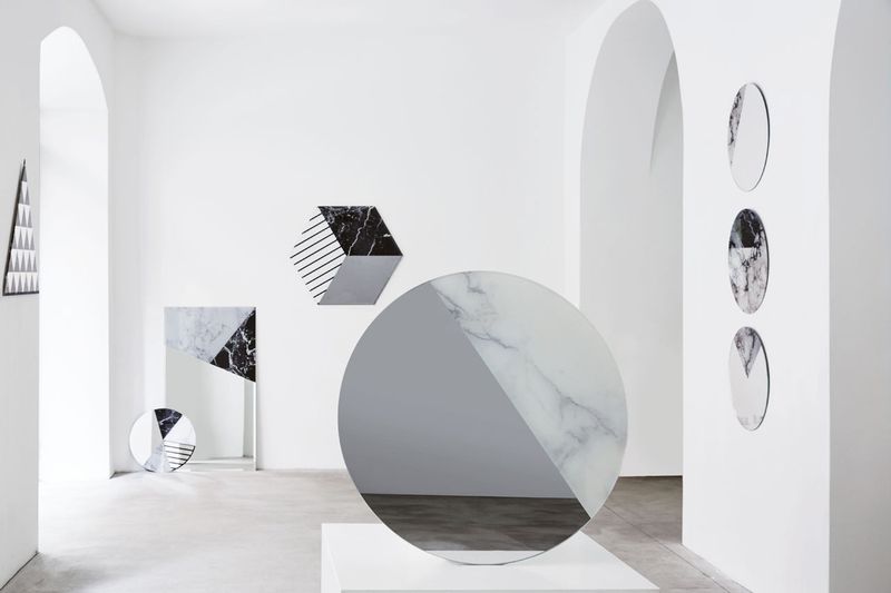 Collection de miroirs géométriques One to One par Armando Bruno